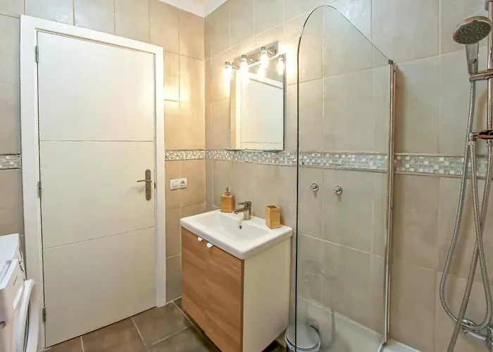 Beachfront Lovely Paraiso Del Sur A106