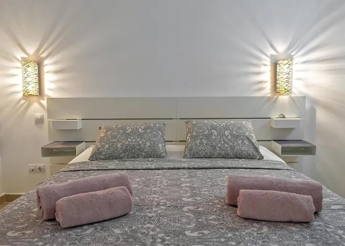 Beachfront Lovely Paraiso Del Sur A106 Адехе