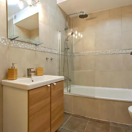 Beachfront Lovely Paraiso Del Sur A106 アパート アデヘ